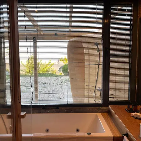 Hyades Mountain * Kato Sinikia Trikalon