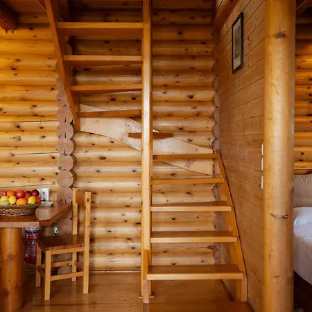 Hyades Mountain Hotel