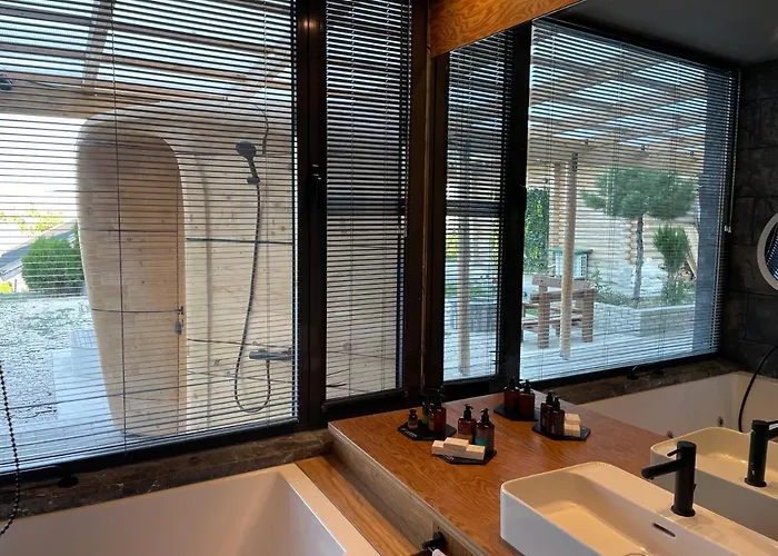 Hyades Mountain * Като-Трикала-Коринтия