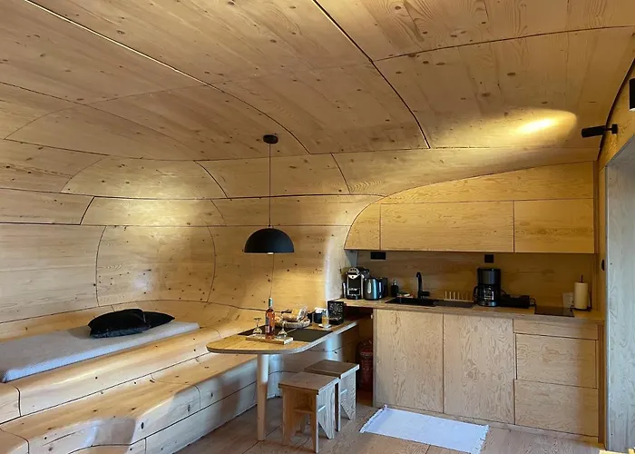 Hyades Mountain Hotel *