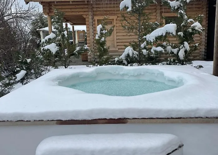 Hyades Mountain Hotel *