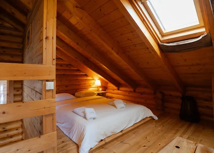 Hyades Mountain Hotel *